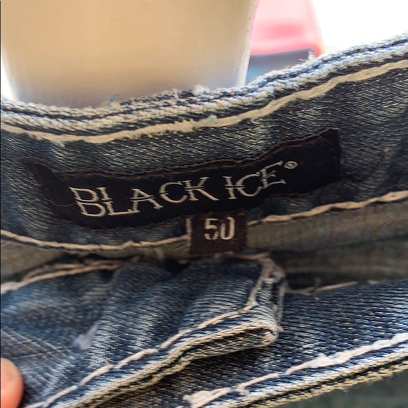 Jeans - Picture 2 of 8